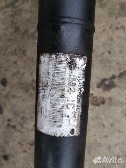 Привод лЕвый Правый Гольф 4 Октавия тур 1.6 МКПП