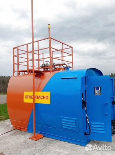 Контейнерная АЗС для заправки своей техники