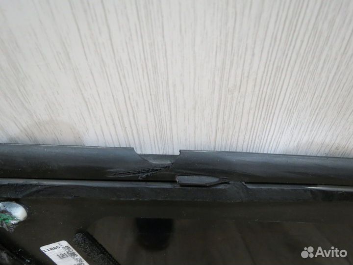 Форточка задняя Audi Q7 4M