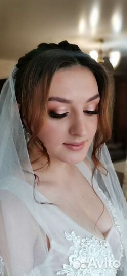 Стилист по причёскам, визажист (прическа и макияж)