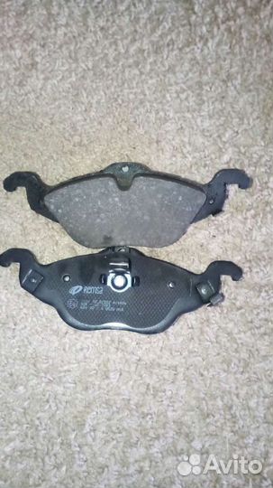 Колодки тормозные, запчасти для автомобиля, запчас