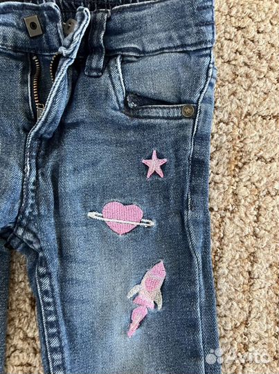 Джинсы на девочку 104
