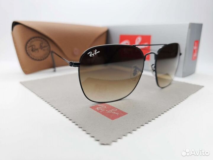 Очки Ray Ban Caravan 3136 VIP Brown Gradient