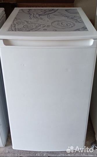 Холодильник Candy 85см. бесплатная доставка