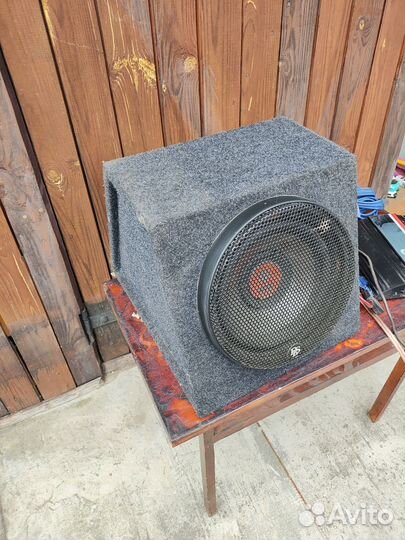 Сабвуфер DLS с усилителем