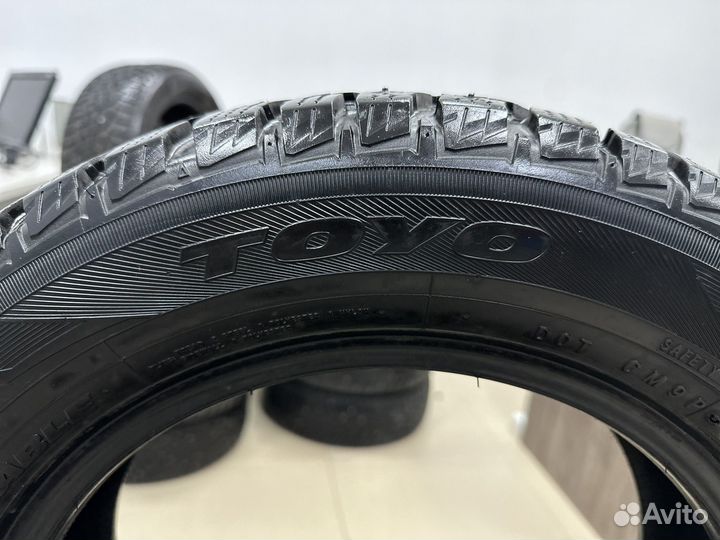Toyo Observe Ice-Freezer 175/65 R14