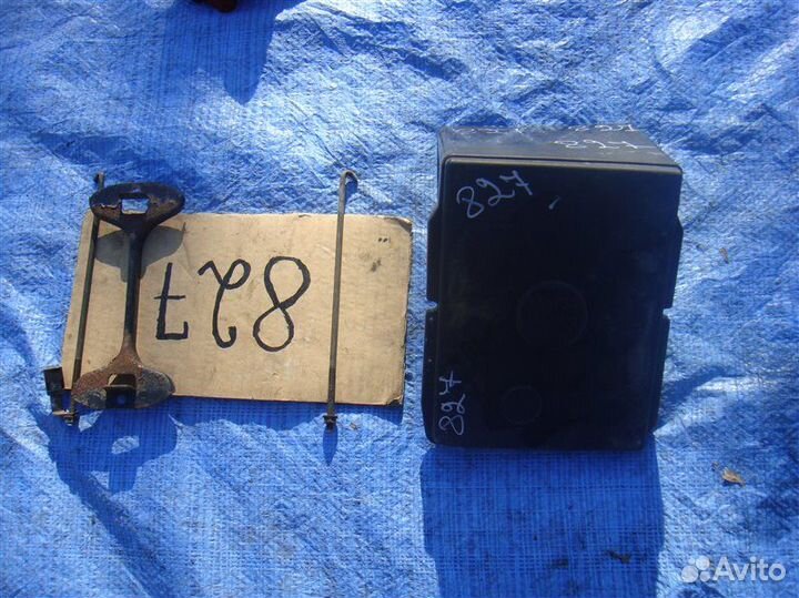 Крепление АКБ Subaru Legacy BE5 EJ208 2003