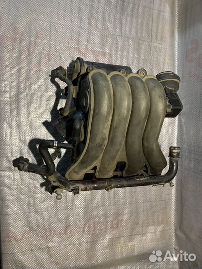 Впускной коллектор ауди а4 б6 ALT 2,0