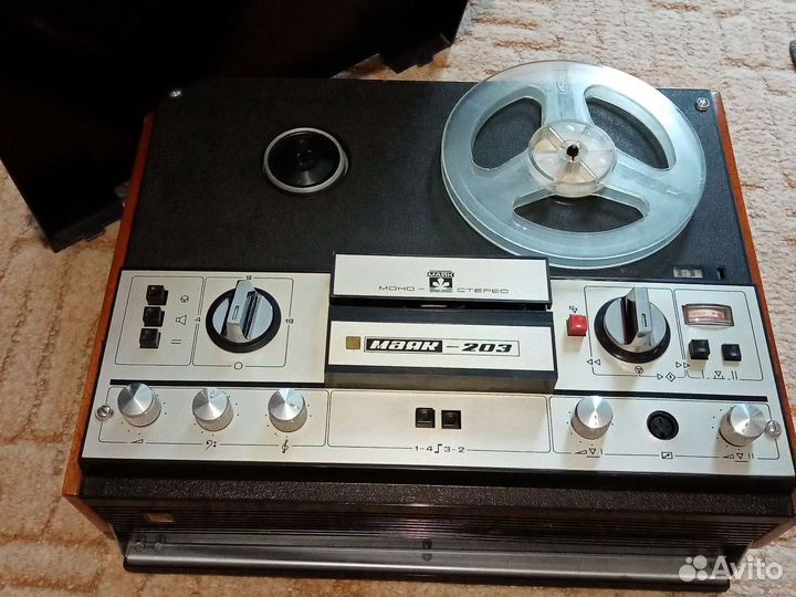 Катушечный магнитофон моно - стерео 