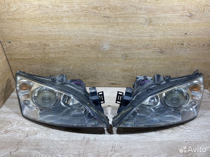 Комплект ксеноновых фар Ford Mondeo 3