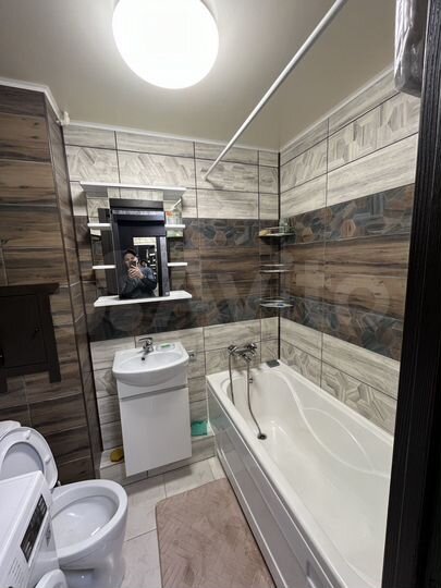 2-к. квартира, 42 м², 1/5 эт.