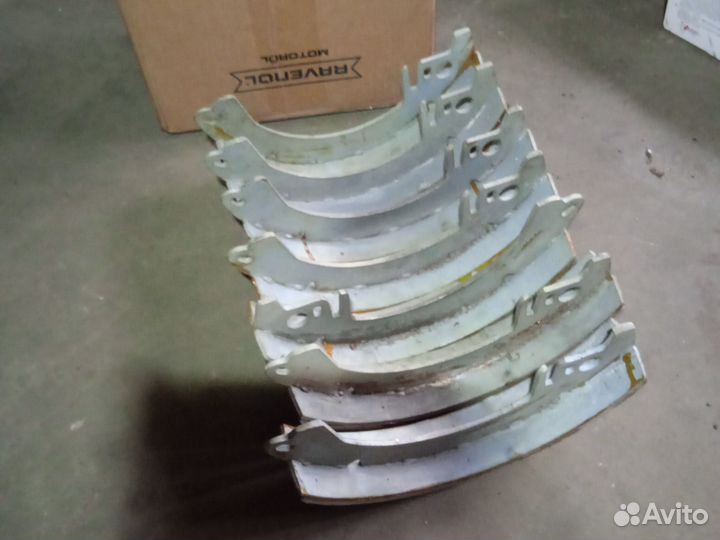 Тормозные колодки москвич 2141