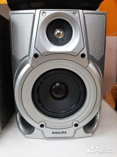 Музыкальный центр Philips