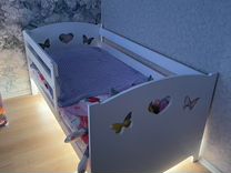 Детская кровать Бабочки сердечки (звезды)