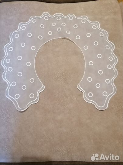 Большой пришивной воротничок