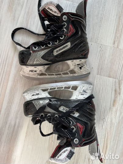 Коньки хоккейные bauer