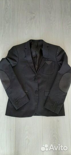 Школьный фирменный пиджак для мальчика