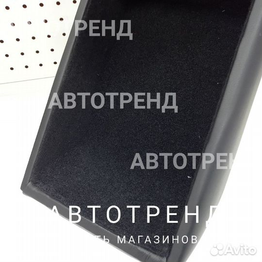 Подлокотник в салон автомобиля Форд Фокус 3