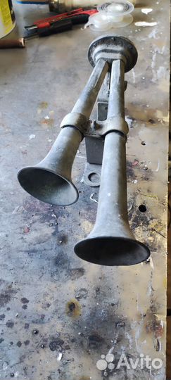 Воздушный сигнал грузовика