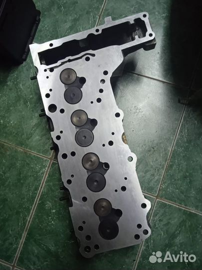 Головка блока цилиндров двигателя ом-601