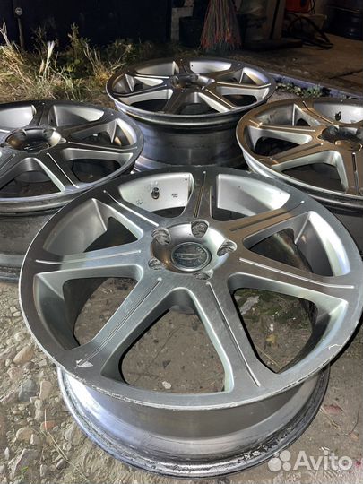 Диски r18 5:114.3