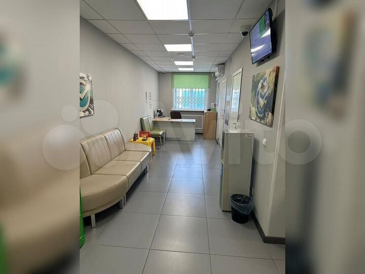 Офисное помещение, 265.8 м²