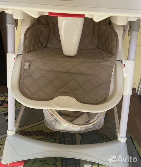 Стульчик для кормления babyton