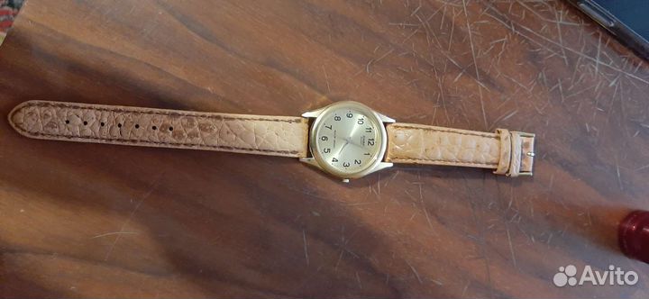 Часы Casio quartz