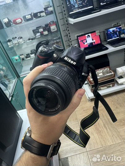 Фотоаппарат Nicon D3000 коробка зарядное тмн10