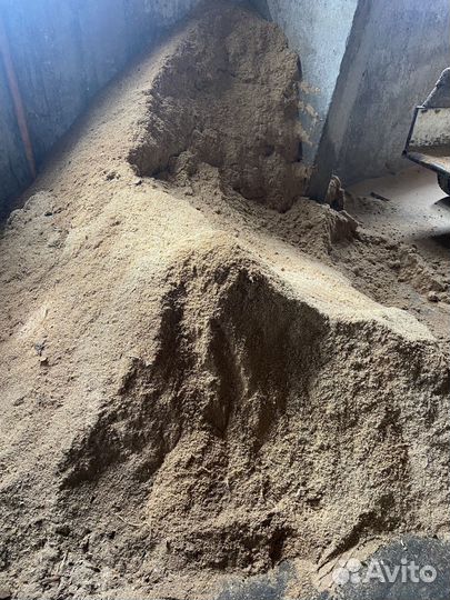 Опилки в мешках