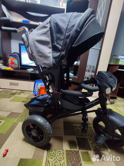 Велосипед с родительской ручкой lamborghini