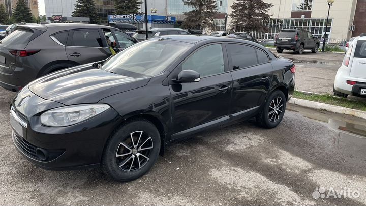 Renault Fluence 1.6 AT, 2012, 200 000 км