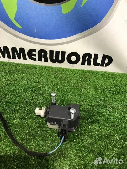 Активатор замка крышки топливного бака Skoda