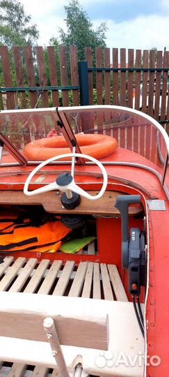 Катер. Мкм. Ярославка. Мотор ямаха 9.9. 15 сил