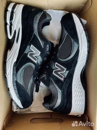 Кроссовки New Balance 2002R черные (оригинал)