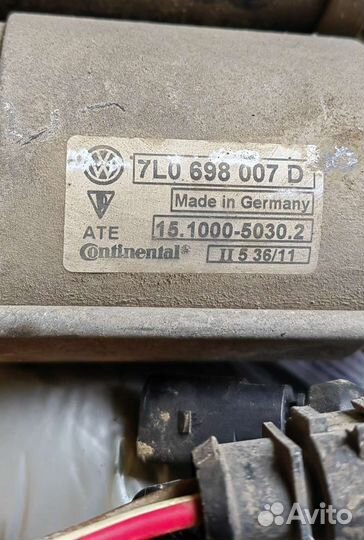 Компрессор пневмоподвески touareg 1