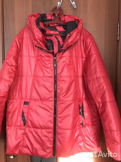 Куртка демисезонная женская 56 размер