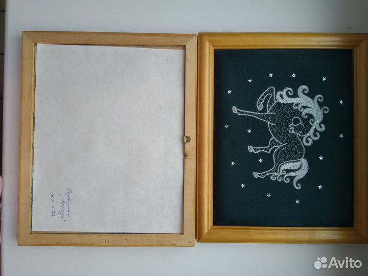 Картина вышитая