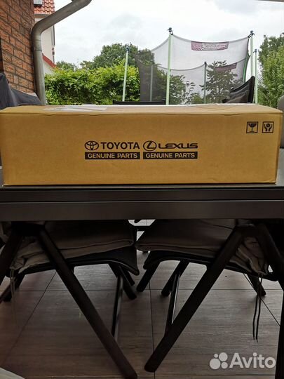 Левый ходовой огонь Lexus NX оригинал 2020 года