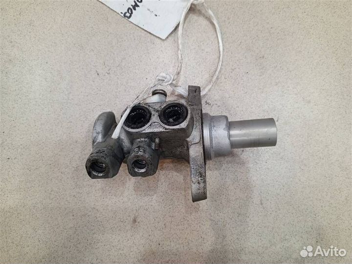 Цилиндр тормозной главный Ford Fusion 2002-2012