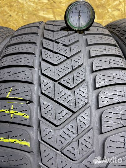 Pirelli Winter Sottozero 3 225/50 R17
