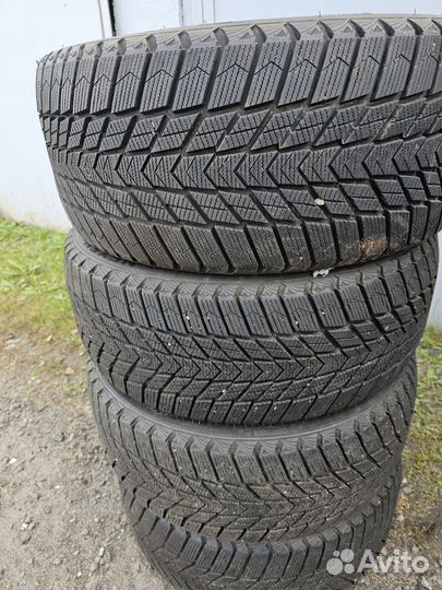Nexen Winguard Ice Plus 245/40 R18 97T