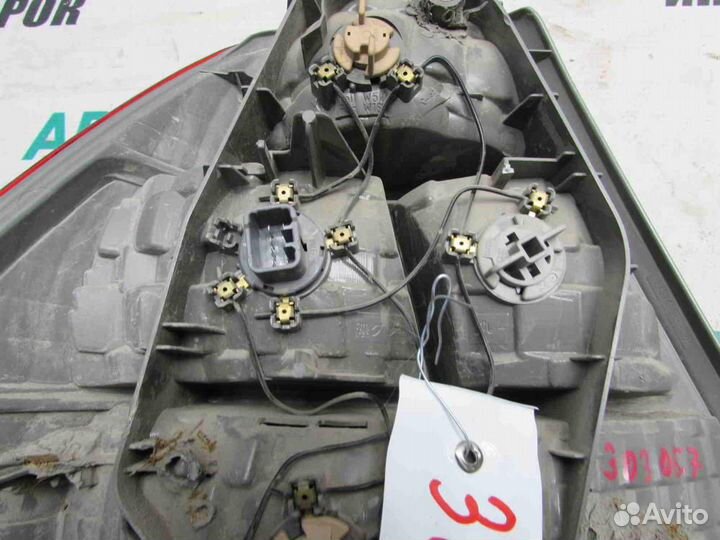 Фонарь задний правый для Toyota Corolla 9 2001-20