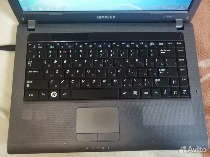 Ноутбук Samsung R425