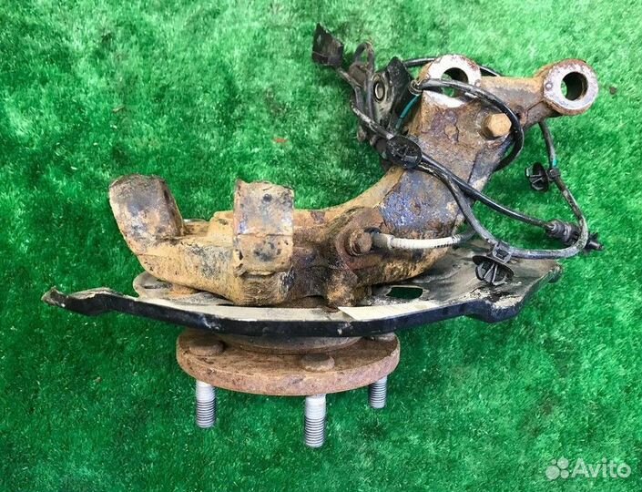 Кулак поворотный правый (R) Geely Emgrand X7