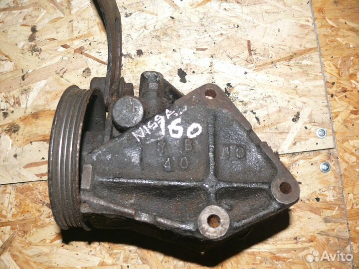 Насос гур Nissan Primera P10 1993 г 1,6 л