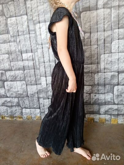 Нарядная одежда для девочки