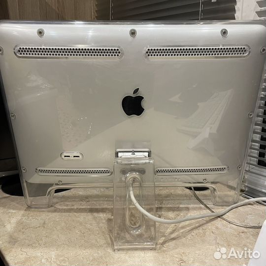 Монитор Apple cinema display adc