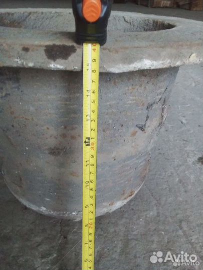 Тигель чугунный