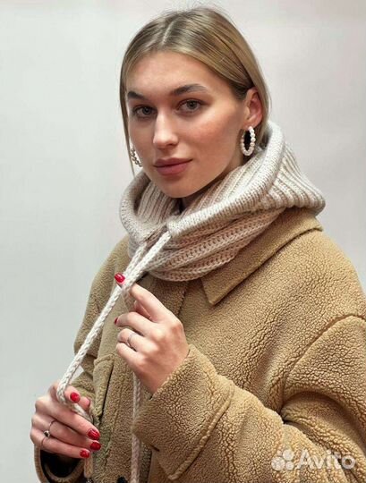 Вязанный женский Капор